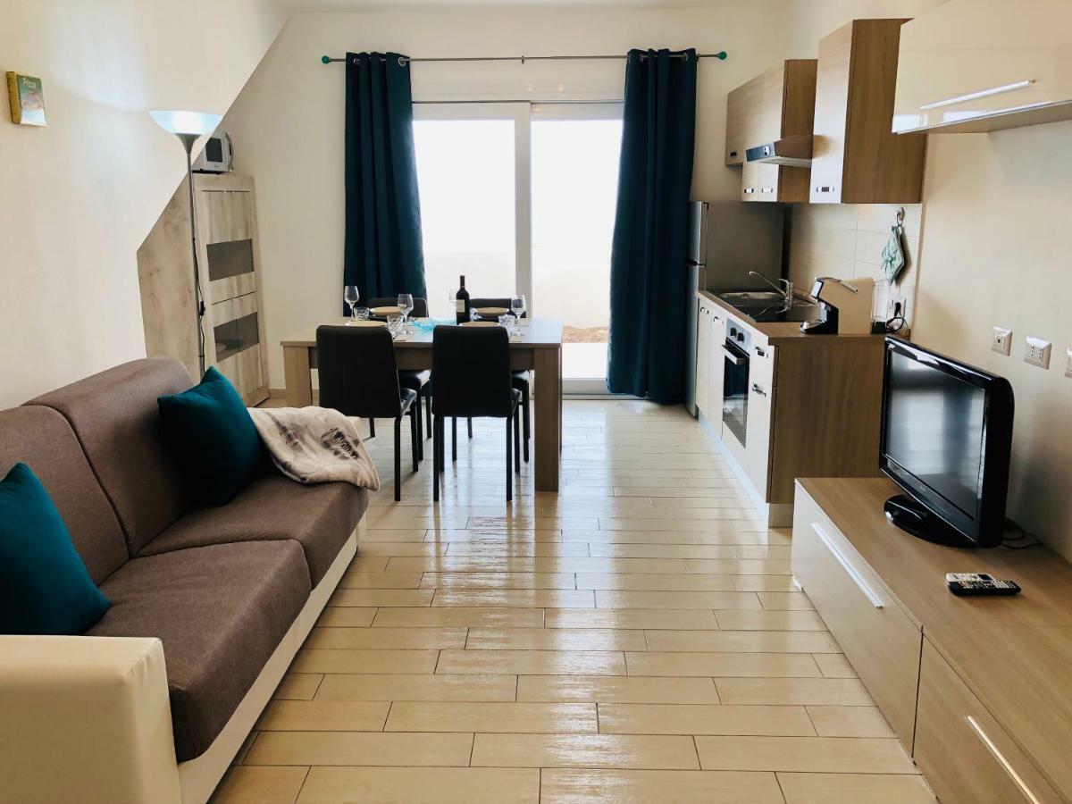 Tramonto Sea-front Apartment