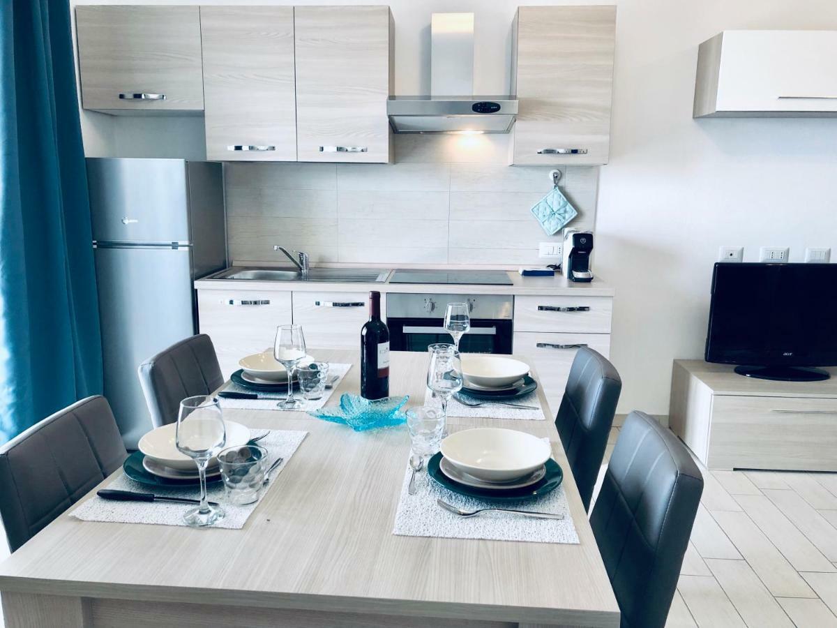 Tramonto Sea-front Apartment *