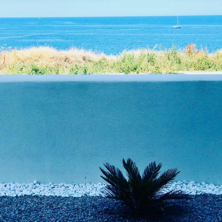 Apartment Tramonto Sea-front