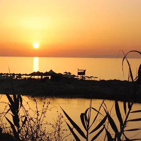 Apartment Tramonto Sea-Front Valledoria  Exterior photo