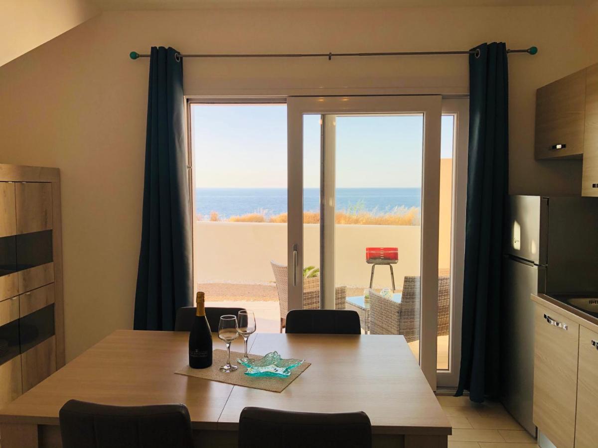 Tramonto Sea-front Apartment Valledoria (Sardinia)